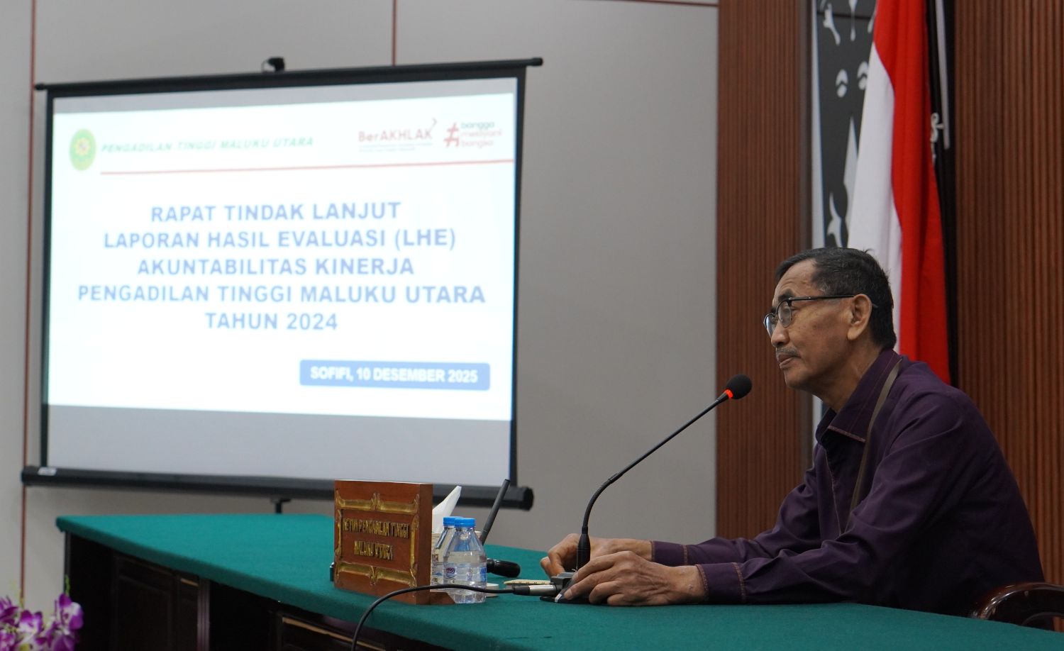 width:100%; height:auto