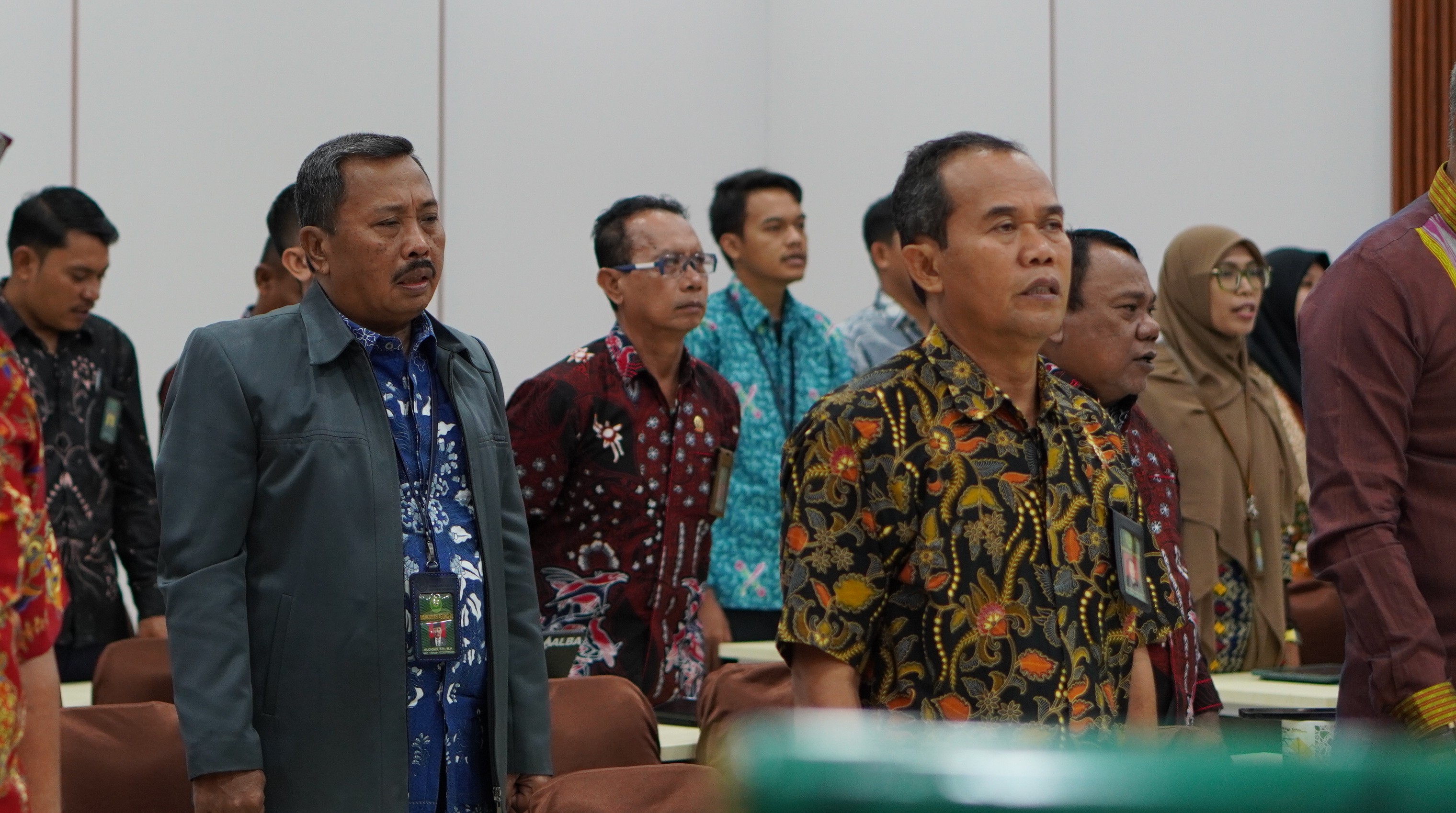 width:100%; height:auto