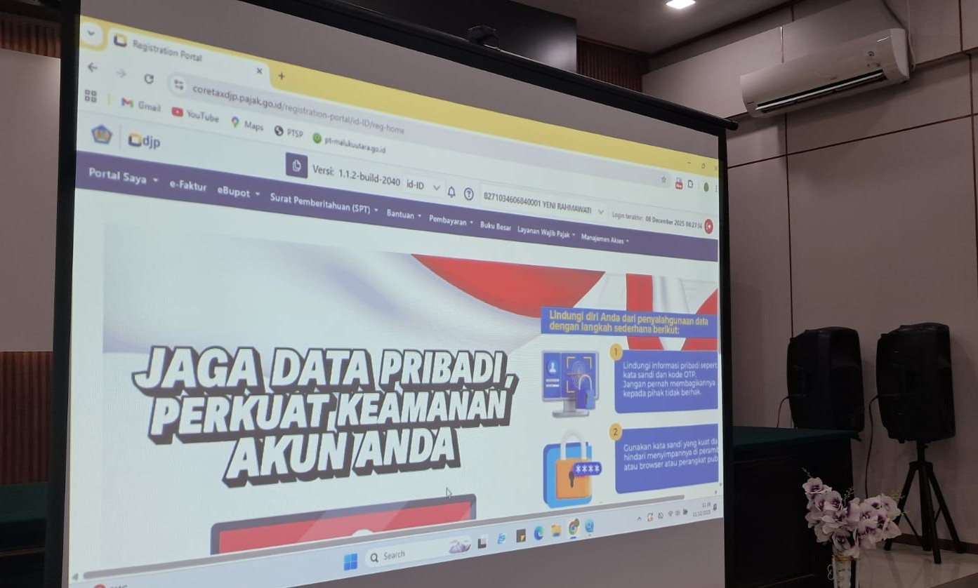 width:100%; height:auto